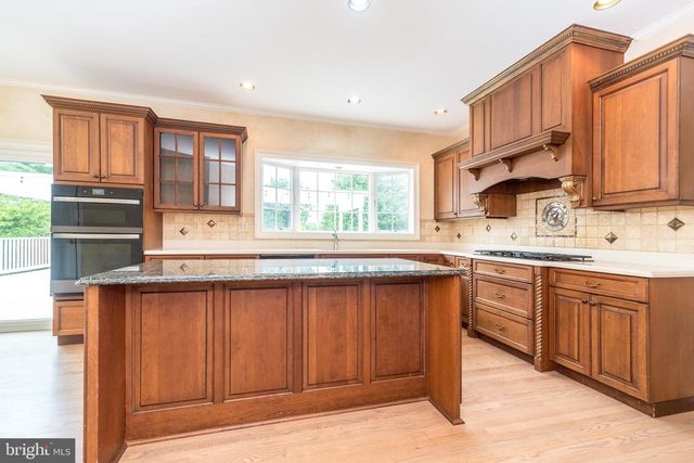 2560 COUNTRY VIEW LN, Harleysville, PA 19438