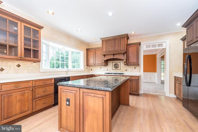 2560 COUNTRY VIEW LN, Harleysville, PA 19438