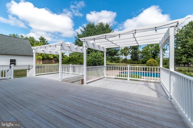 2560 COUNTRY VIEW LN, Harleysville, PA 19438