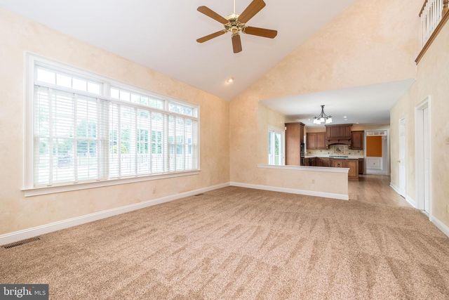 2560 COUNTRY VIEW LN, Harleysville, PA 19438
