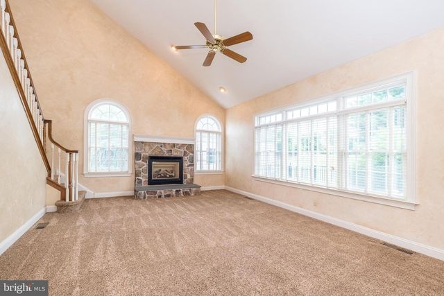2560 COUNTRY VIEW LN, Harleysville, PA 19438