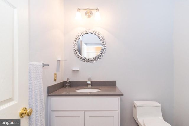2560 COUNTRY VIEW LN, Harleysville, PA 19438