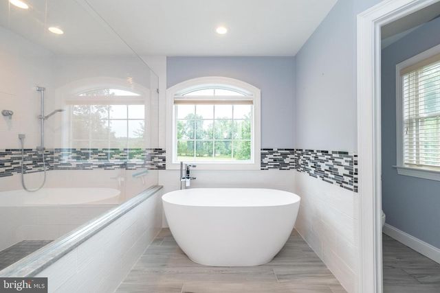 2560 COUNTRY VIEW LN, Harleysville, PA 19438