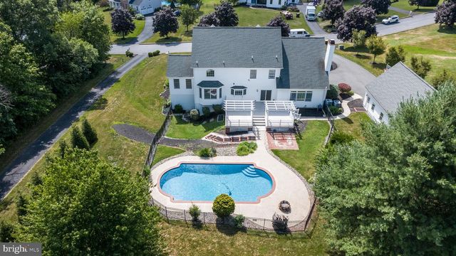 2560 COUNTRY VIEW LN, Harleysville, PA 19438