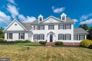 2560 COUNTRY VIEW LN, Harleysville, PA 19438