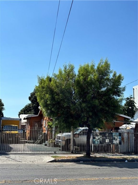 10821 Compton, Los Angeles, CA 90059