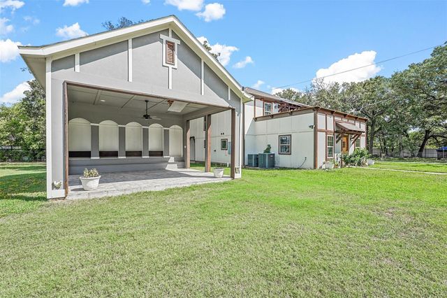 1924 Brown Street, Balch Springs, TX 75180