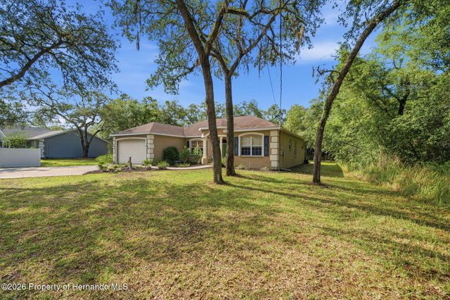 12040 Centralia Road, Spring Hill, FL 34609
