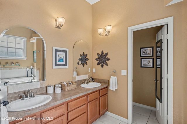 12040 Centralia Road, Spring Hill, FL 34609