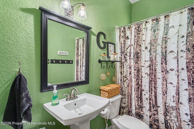 12040 Centralia Road, Spring Hill, FL 34609