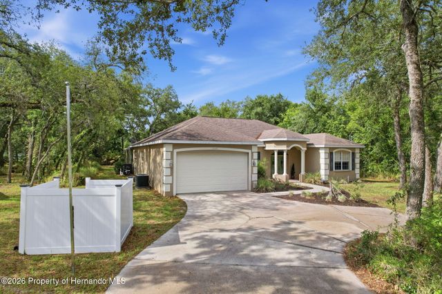 12040 Centralia Road, Spring Hill, FL 34609