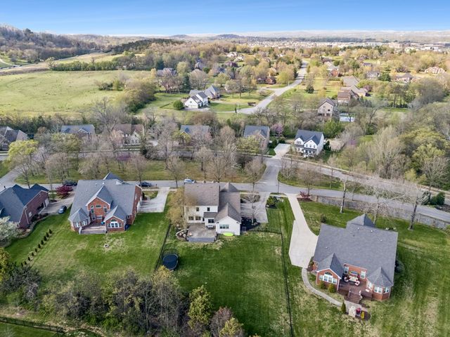 122 Stream Valley Blvd, Franklin, TN 37064