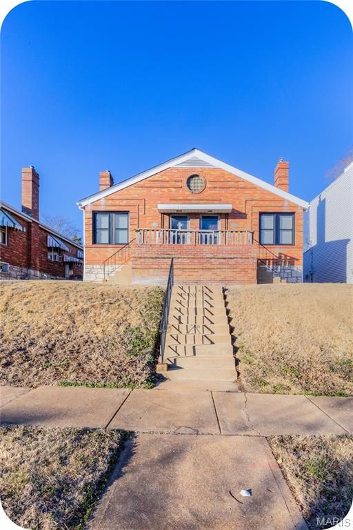 3725 Phillips Place, St Louis, MO 63116