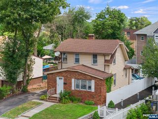 67 Willet Street, Bloomfield, NJ 07003