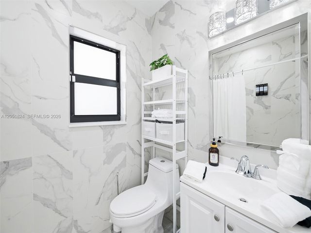2301 E Las Olas Boulevard, Fort Lauderdale, FL 33301