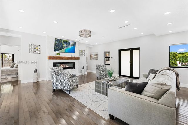 2301 E Las Olas Boulevard, Fort Lauderdale, FL 33301