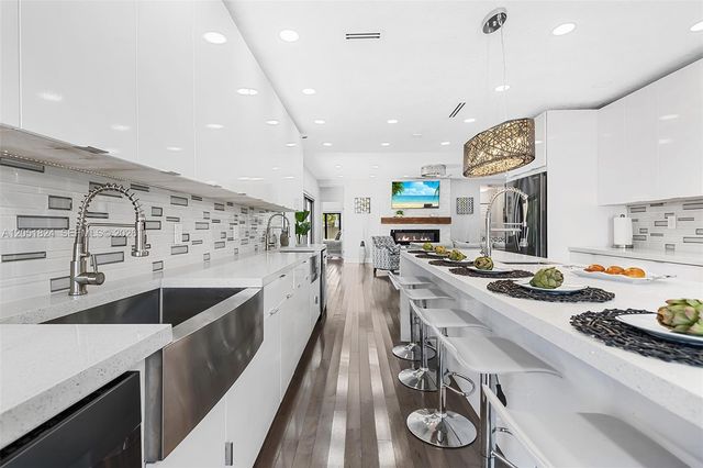 2301 E Las Olas Boulevard, Fort Lauderdale, FL 33301