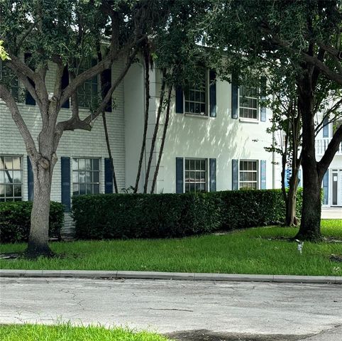 2171 NE 66th Street 801, Fort Lauderdale, FL 33308