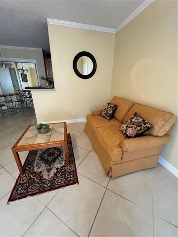 2171 NE 66th Street 801, Fort Lauderdale, FL 33308