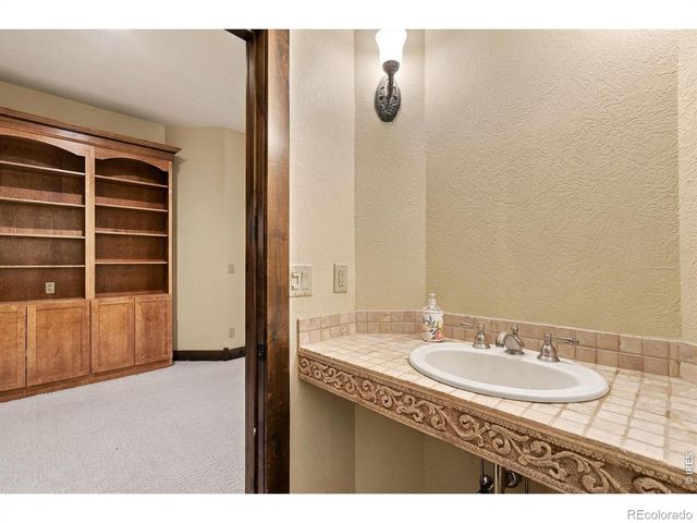 2915 Sedona Hills Drive, Loveland, CO 80537