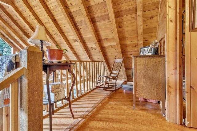 402 Sun Mountain Dr, Chatsworth, GA 30705