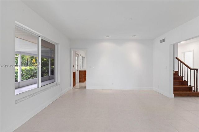 1961 NE 188th Street, Miami, FL 33179
