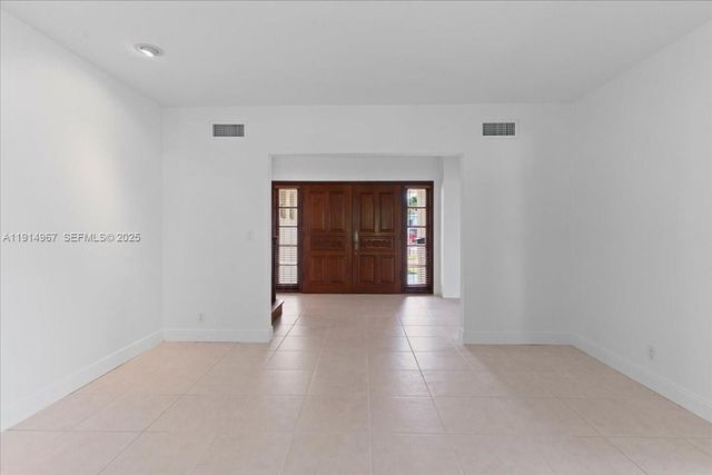 1961 NE 188th Street, Miami, FL 33179