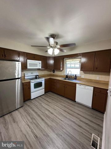 7837 LAWNDALE AVE, Philadelphia, PA 19111
