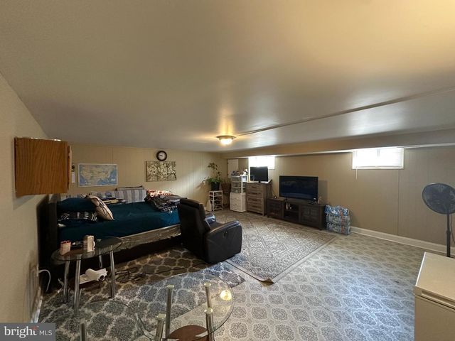 7837 LAWNDALE AVE, Philadelphia, PA 19111