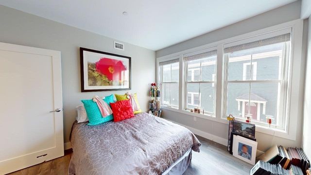 259 Walden St. 104, Cambridge, MA 02138