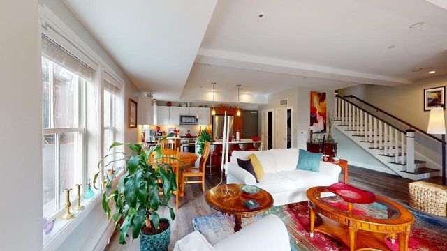 259 Walden St. 104, Cambridge, MA 02138