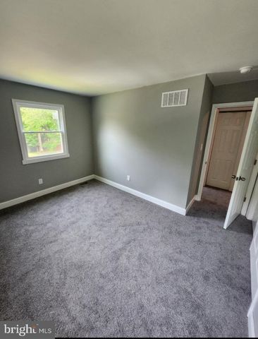 52 GREENBRIDGE DR, Newark, DE 19713