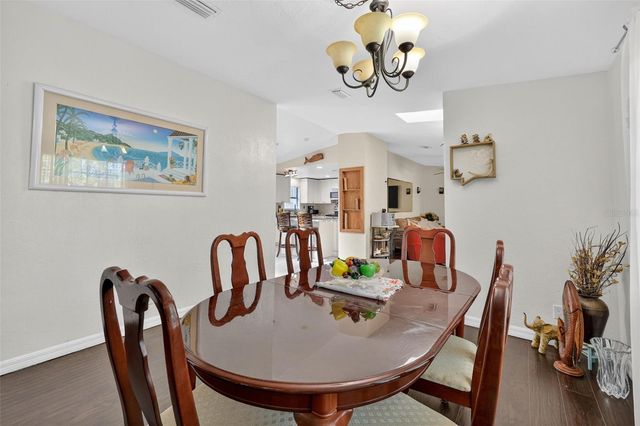 10262 MEMORIAL HIGHWAY, Tampa, FL 33615