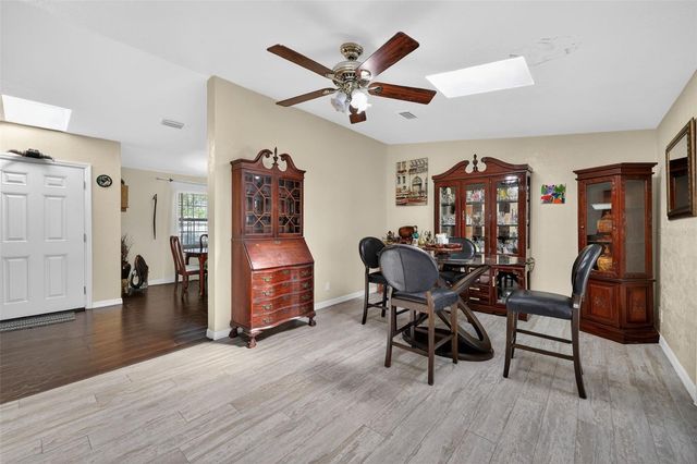 10262 MEMORIAL HIGHWAY, Tampa, FL 33615