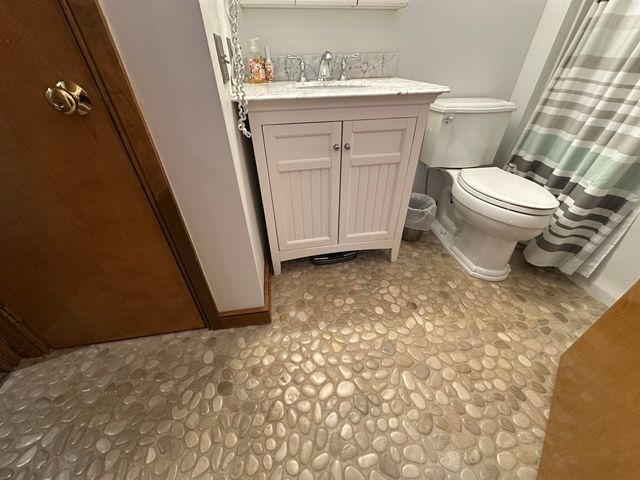 4 Sportscenter Village Way B33, Dover, VT 05356