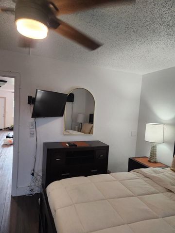 102 E Westbury 102, Deerfield Beach, FL 33442