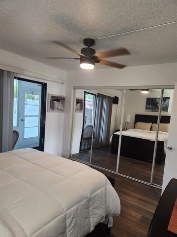 102 E Westbury 102, Deerfield Beach, FL 33442