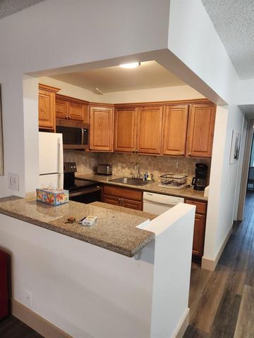 102 E Westbury 102, Deerfield Beach, FL 33442