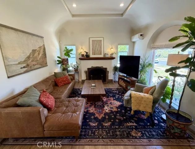 7819 S Harvard, Los Angeles, CA 90047