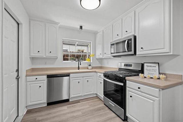1721 Plumeria Dr., El Cajon, CA 92021