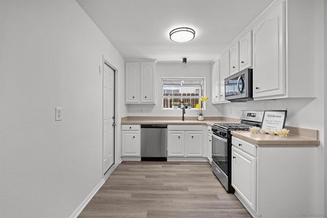 1721 Plumeria Dr., El Cajon, CA 92021