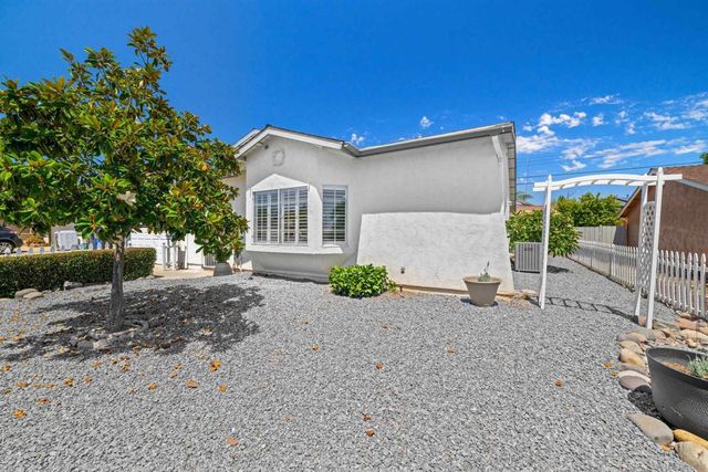 1721 Plumeria Dr., El Cajon, CA 92021