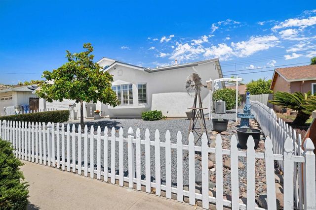 1721 Plumeria Dr., El Cajon, CA 92021
