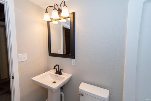 1140 E Victoria Street, South Bend, IN 46614