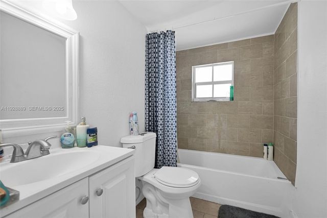 3711 SW 27th Ter, Miami, FL 33134