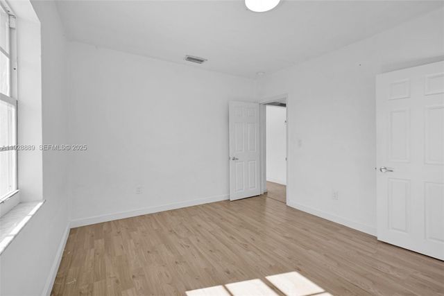 3711 SW 27th Ter, Miami, FL 33134