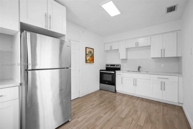 3711 SW 27th Ter, Miami, FL 33134