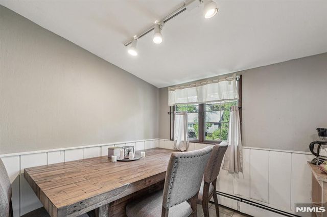 8 Woodland Road, Ringwood, NJ 07456