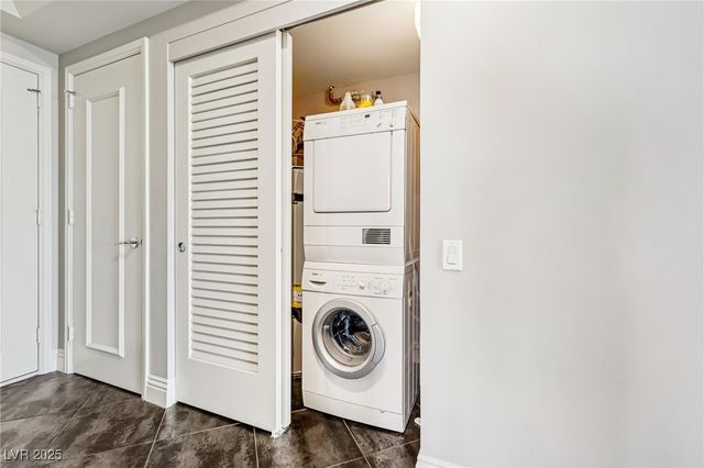 222 Karen Avenue 2608, Las Vegas, NV 89109