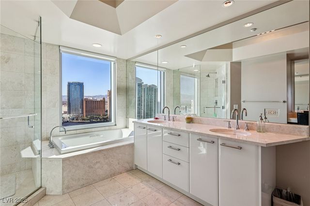 222 Karen Avenue 2608, Las Vegas, NV 89109